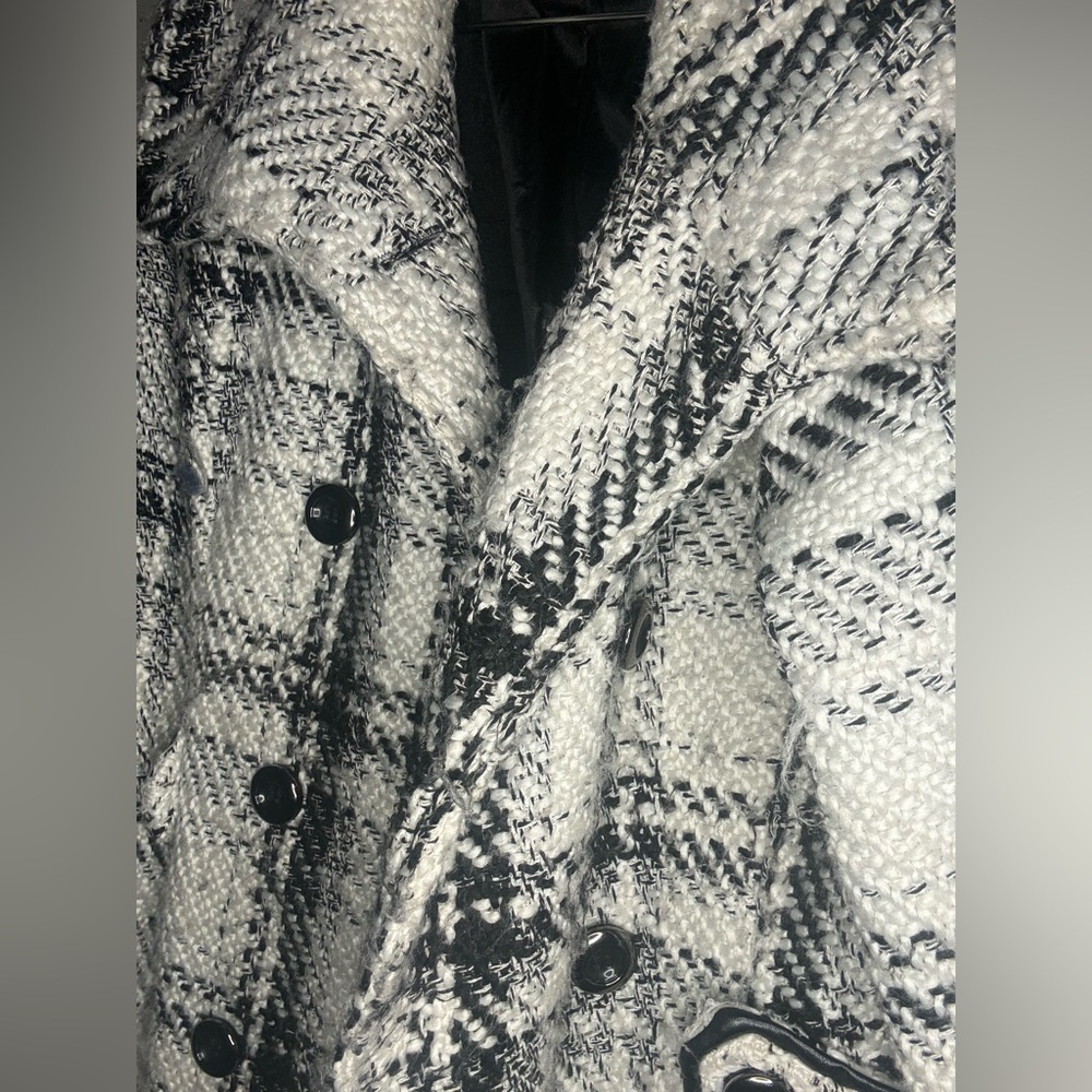 COPY - IZ Byer White And Black Coat